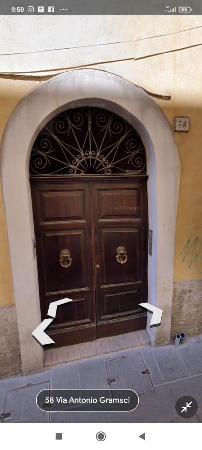 Apartmán Casetta In Centro Foligno Exteriér fotografie